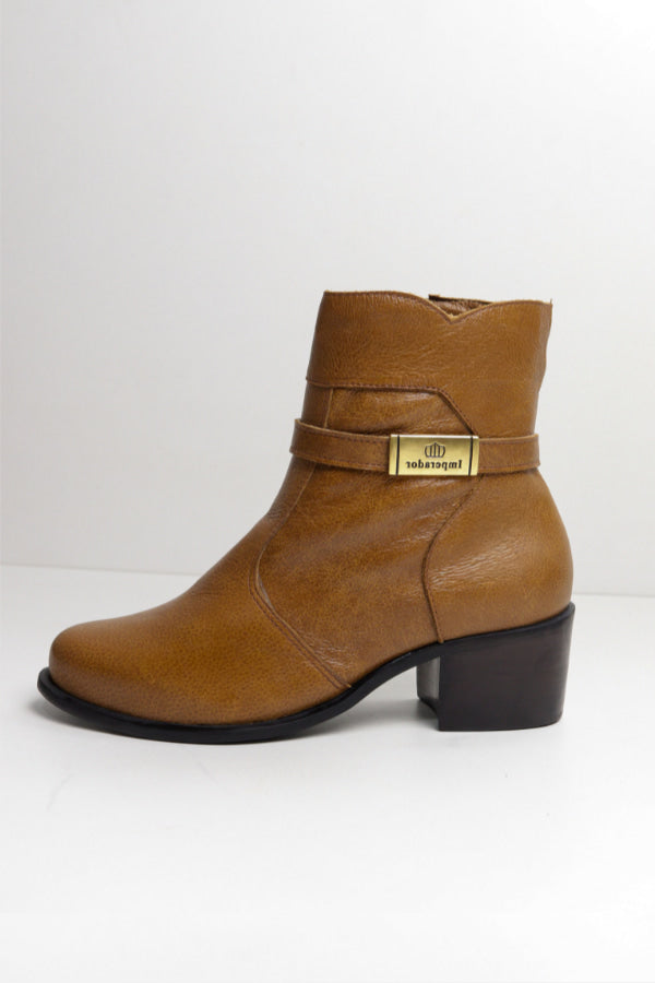 Bota Feminina Realeza Caramelo em Couro - BT51