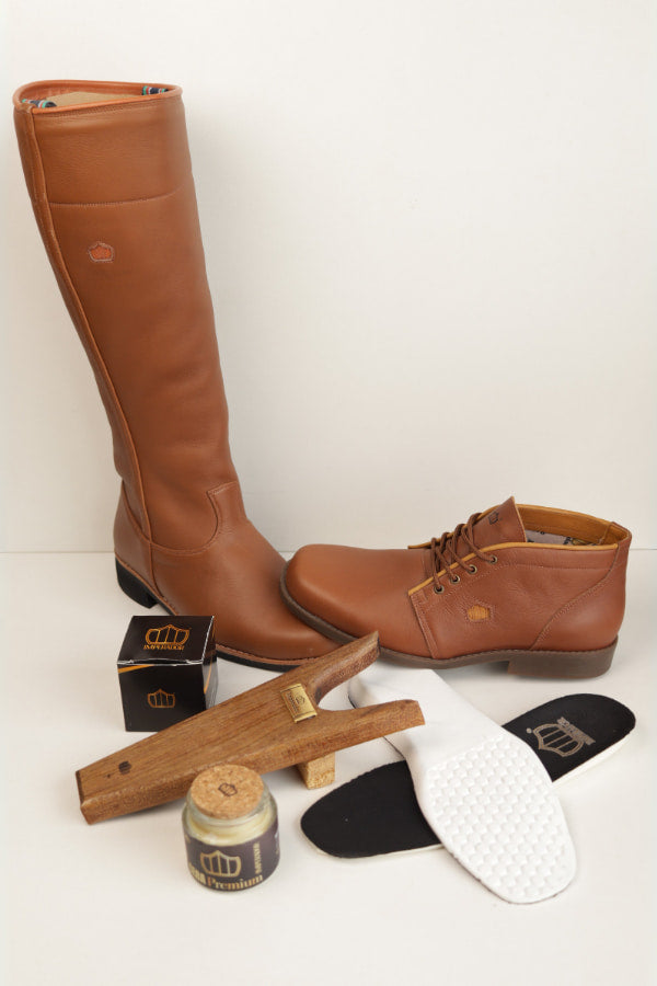 Combo Bota Confort Graxo + Botina Confort + Palmilha Gel + Descalçadeira + Cera Premium - BI35